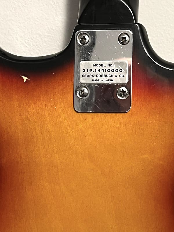 60's Silvertone Tiesco 1441 Vintage electric guitar ,3 Pickups