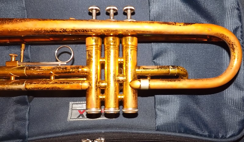 King Cleveland 600 Bb Trumpet, USA, Brass with Case, Good King Cleveland 600 Bb Trumpet, USA, Brass with Case, Good