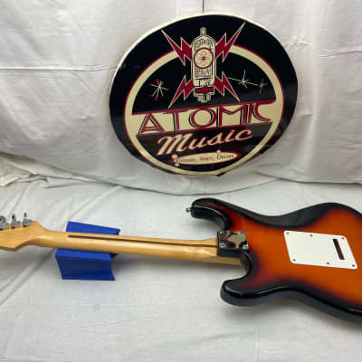 Fender Standard Stratocaster Guitar with humbucker in bridge position 1996 - 3-Color Sunburst / Maple fingerboard image 15