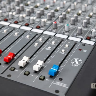 Crest Audio X-4 24+4 St /4/2 Analog Mixing Console image 5