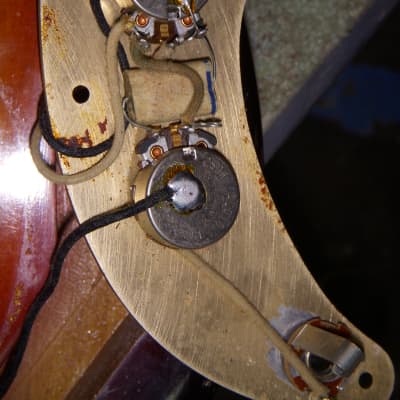 Fender 1958 Precision P Bass 3-Tone Sunburst All Original image 23