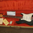 Fender American Vintage '62 Stratocaster 1993 Black by Oscar Pallares mint condition with case