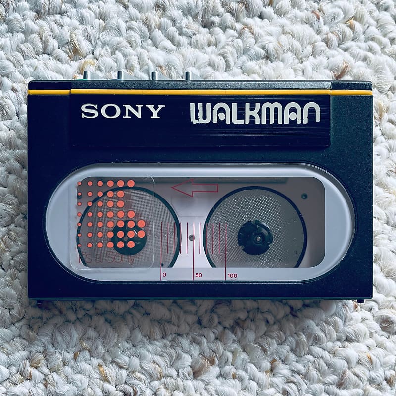 Sony WM-20 Walkman Cassette Player, Cool Black ! For Display or Repair !