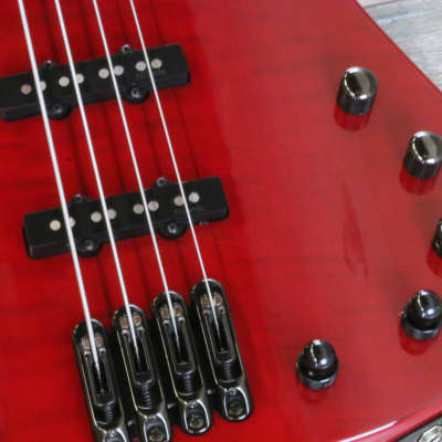 Unique! Parker Deluxe FB4 4-String Fly Bass Trans Red Quilt + OGB image 8