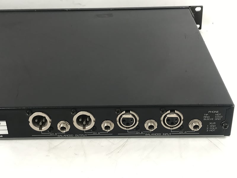 Roland SN-550 Digital Noise Eliminator