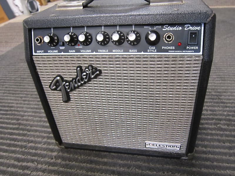 Rare Fender SD-15CE Studio Drive Amp Fender/Celestion Speaker, 15 Watts, 2  Channels, Cab Size, Cool