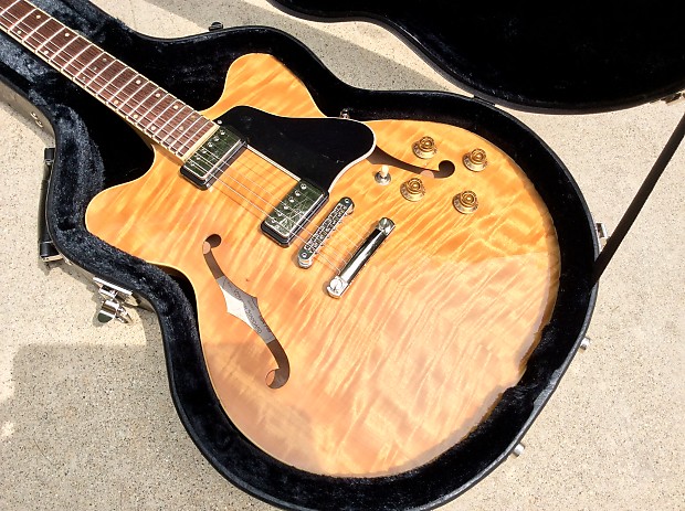 Hofner 335 top