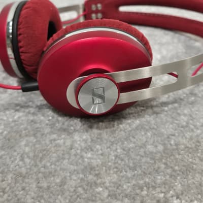 Sennheiser Momentum - On-Ear Headphones w/ Soft Case - Excellent image 5