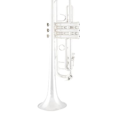Bach Stradivarius 190S37 Professional Bb Trumpet image 3