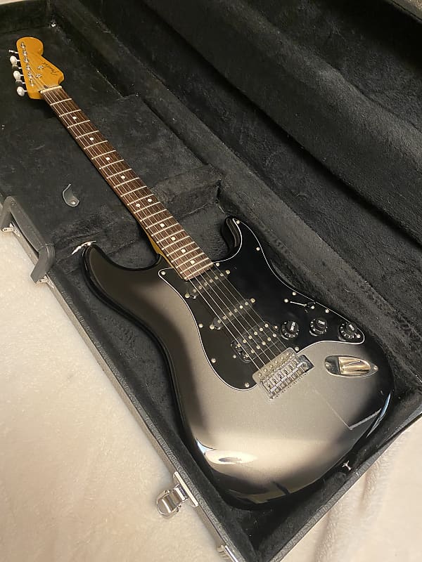 Fender Modern Player Stratocaster 2012 - Silverburst W Hsc 