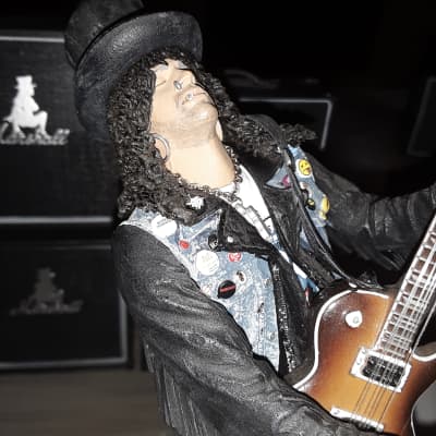 McFarlane Toys adds Slash to its Guitar Hero toy line - Beckett News
