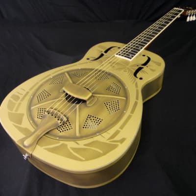 Immagine Duolian 'O'  'Islander' Resonator Guitar - Antique Brass - 1