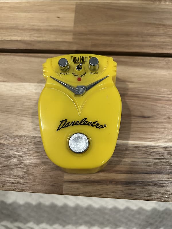 Danelectro Tuna Melt Tremolo