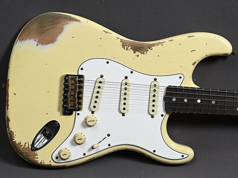 ホワイトフレア Fender Custom Shop Stratocaster 1967 Heavy Relic Aged