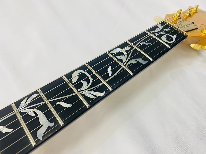 GRECO　GOIII1500 Greco GOIII-1500 Natural 1979 Electric guitar, ivy inlay