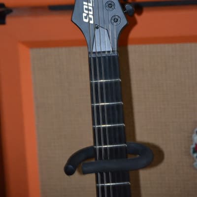 Solar Guitars B.O.P. 1.6 Flying V evertune Seymour duncan chug