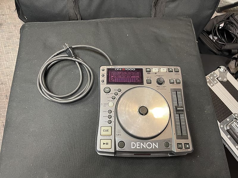 Denon DN-S1000 Compact Portable DJ CD/MP3 Player w/ Scratch and On-Board  Effects