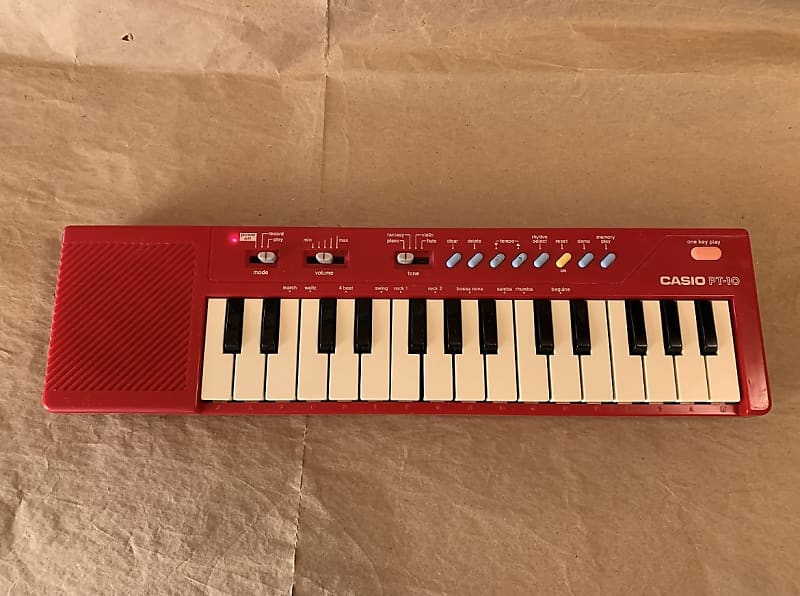 Casio PT-10☆ミニシンセサイザー☆ホワイト&レッド2点セット☆ Casio PT-10 Mini Synthesizer
