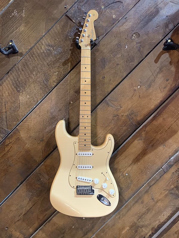 Fender American Standard Stratocaster (2007 USA) | Reverb Fender American Standard Stratocaster (2007 USA) | Reverb