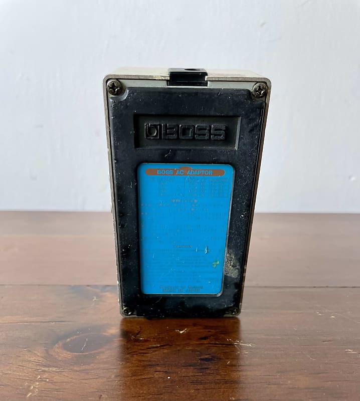 False Electronics: Boss DD-2/DSD-2 repairs