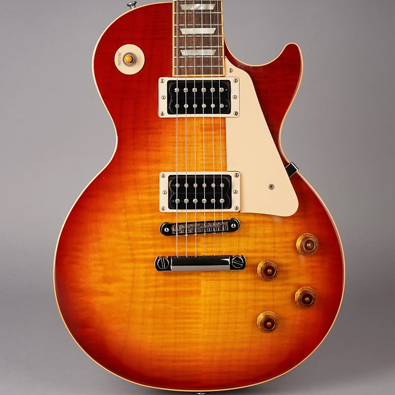 【ビンテージ】 Gibson Les Paul Classic 2000 Gibson Les Paul Classic Cinnamon Burst Electric Guitar