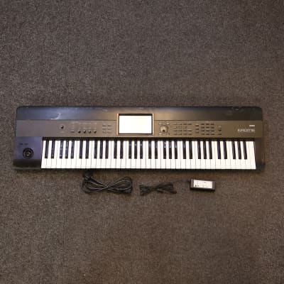 Korg Krome 73-Key Music Workstation Keyboard - 2nd Hand