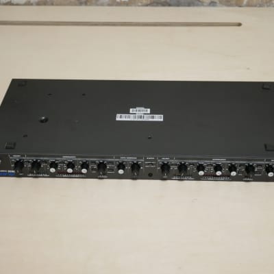 Alesis • 3632 Dual-Channel Compressor / Limiter / Gate *AS NEW IN BOX* image 15