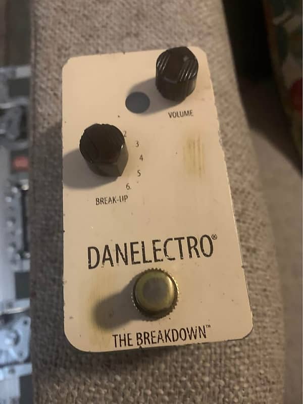 Danelectro The Breakdown