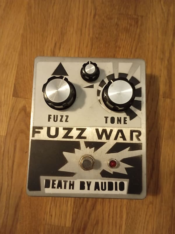 Death By Audio Fuzz War