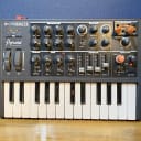[Very Good] Arturia MicroBrute 25-Key Synthesizer Present Black
