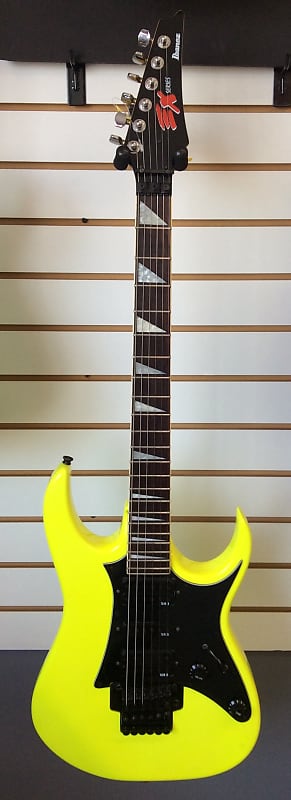 Ibanez EX series HSHストラトタイプ　シングルサイズハム Ibanez EX series HSHストラトタイプ シングルサイズハム Ibanez