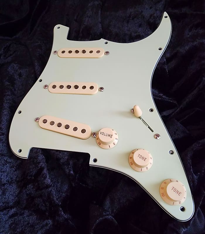 Klein Epic HandWound S5 Scooped Mids Stratocaster Pickups & Reverb
