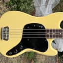 1977 Fender Musicmaster Bass - Olympic White - Nice Creamy Tone