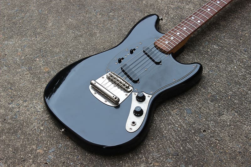 FERNANDES FMT-50ムスタング FERNANDES FMT-50 Mustang Type 石ロゴ Seymour Duncan Twang