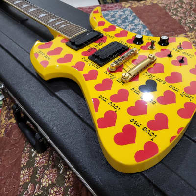 Fernandes  Burny MG-145S hy Heart Yellow (hide Signature Guitar) 2012 Yellow image 9