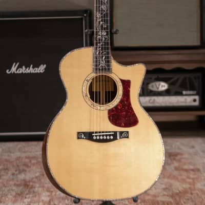 Eastman AC922CE Acoustic Guitar with Hardshell Case image 2
