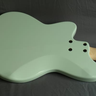 Ibanez TMB30  Short Scale Bass 2023 - Mint Green image 3