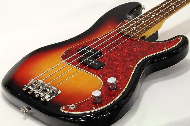 Fender Japan PB62-70 US 3 Tone Sunburst