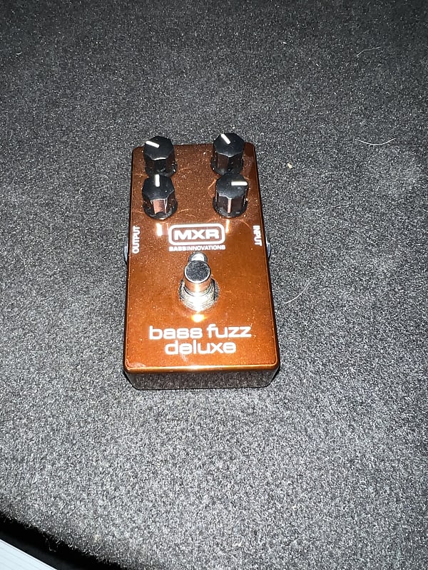 MXR M84 Bass Fuzz Deluxe