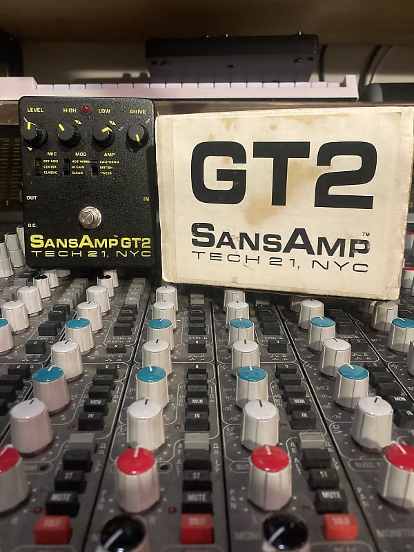 Tech 21 SansAmp GT2