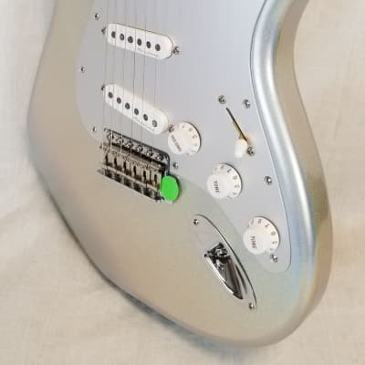 Fender H.E.R. Stratocaster Electric Guitar, Maple Fingerboard, Chrome Glow W/Bag image 2