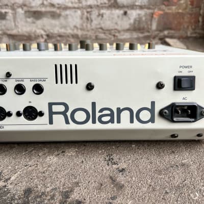 Roland TR-909 Rhythm Composer 1983 - 1985 - White image 8