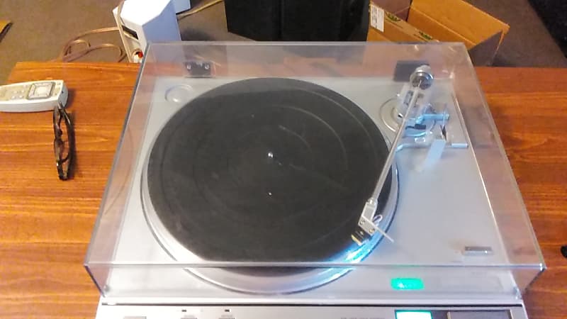 Sony PS-X45 1981 - Silver