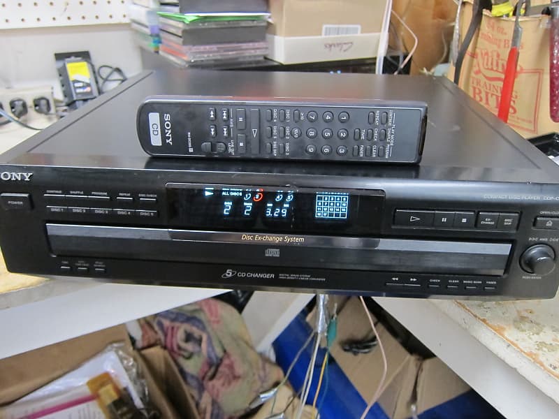 Sony Cd cheapest player (CDP-CE215) 5 Disc player