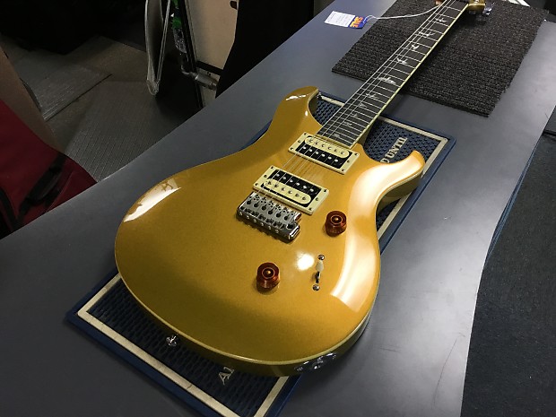 PRS SE Custom 24 Gold