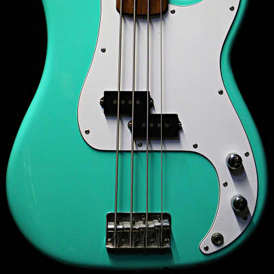 Fender Precision Bass Fretless 1978 Green image 2