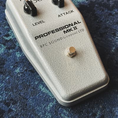 British Pedal Company Vintage Series Professional MKII Tone Bender OC81D Fuzz Effect Pedal for sale