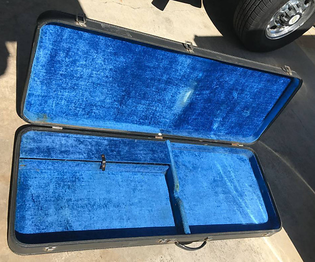 Burns guitar case top