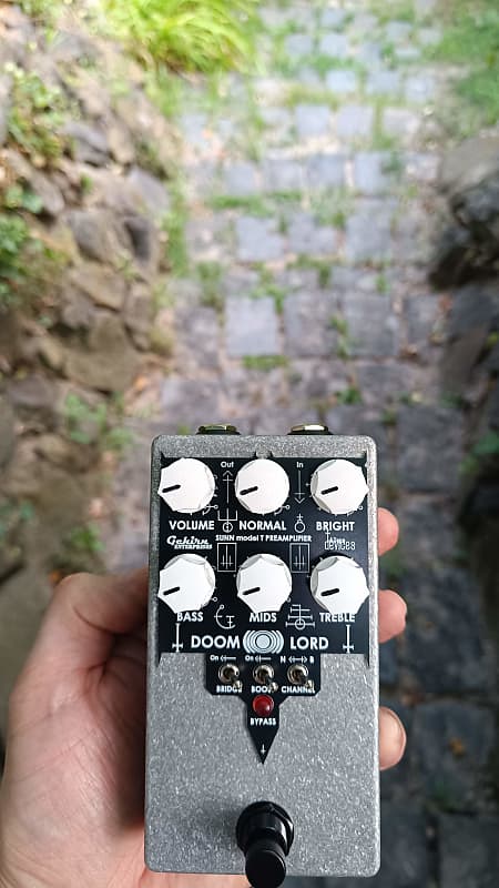 DIY DoomLord guitar pedal with Boost (inspired by Sunn model T Pre-Amp) 2025 - Alu / Black / White image 1