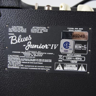 Fender Blues Junior IV 15-Watt 1x12" Guitar Combo 2018 - Present - Black image 5